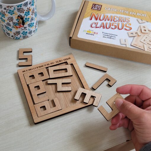 Numerus Clausus – Casse-tête en bois - sauras tu placer tous les chiffres dans le cadre ? jeu fabriqué en France