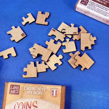 puzzle logique en bois original "Coins Coins Coins" - toutes les pièces sont des coins - imaginé conçu fabriqué en France, découpé au laser