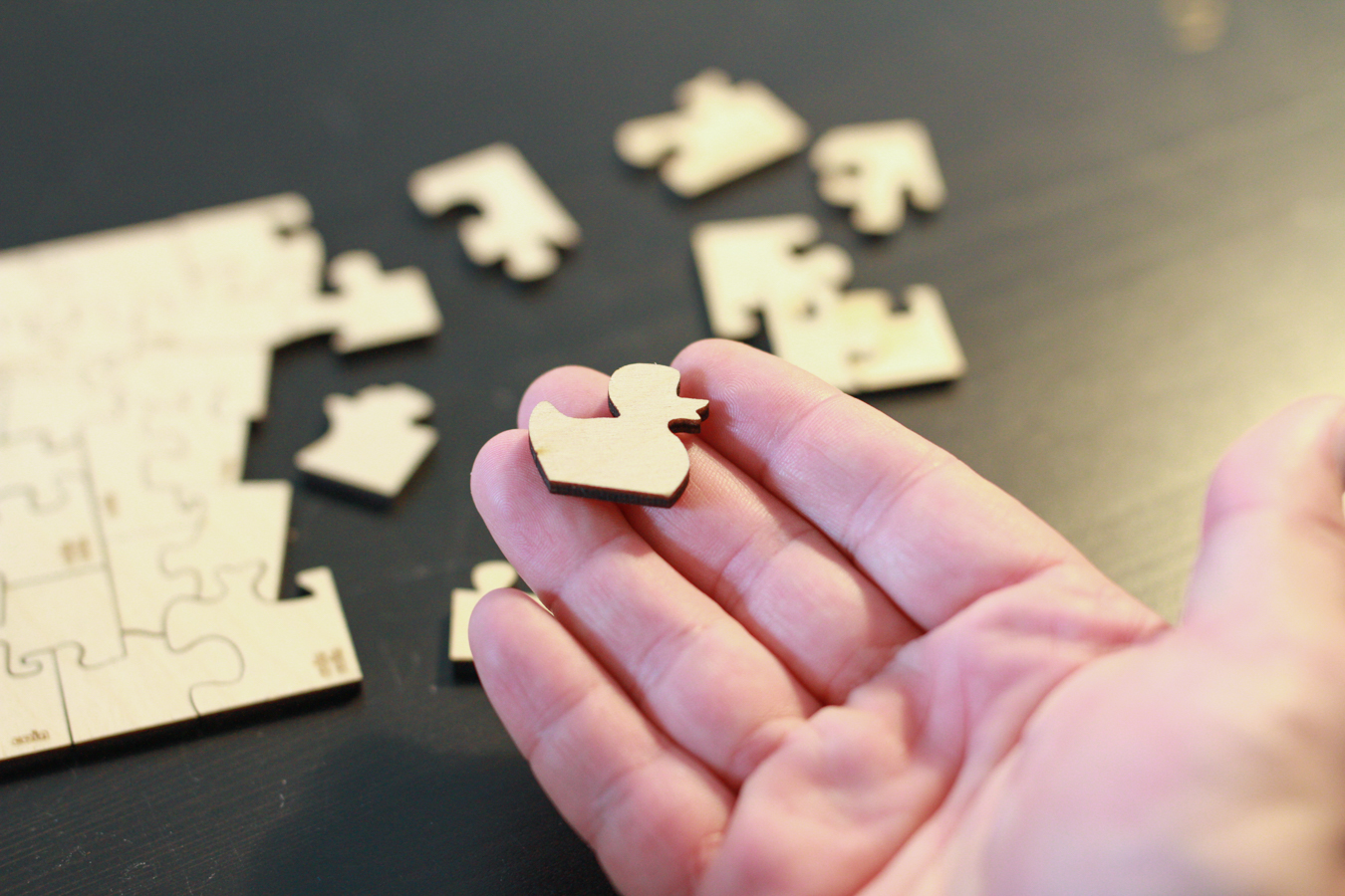 puzzle original en bois "coins coins coins" imaginé conçu fabriqué en france, découpé au laser