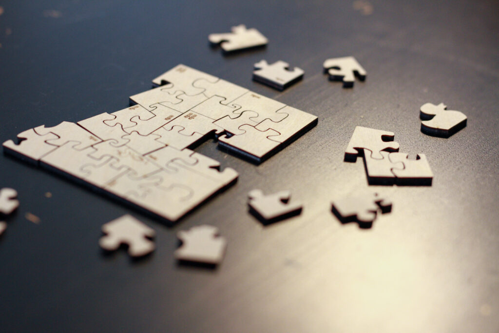 puzzle original en bois "coins coins coins" imaginé conçu fabriqué en france, découpé au laser